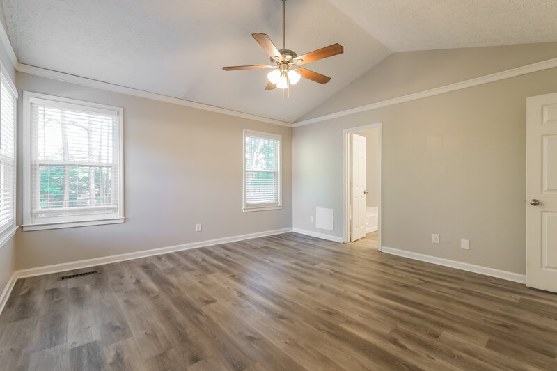 2,555/Mo, 2579 Marleigh Farm Rd NW Kennesaw, GA 30152 Main Bedroom View 2