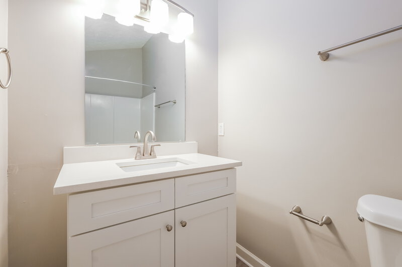 2,555/Mo, 2579 Marleigh Farm Rd NW Kennesaw, GA 30152 Bathroom View