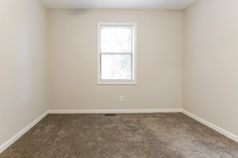 1,720/Mo, 5487 Forest Pines Dr Lithonia, GA 30058 Bedroom View 4
