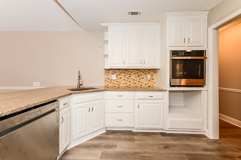 2,440/Mo, 236 Acadian Way Stockbridge, GA 30281 Kitchen View 2