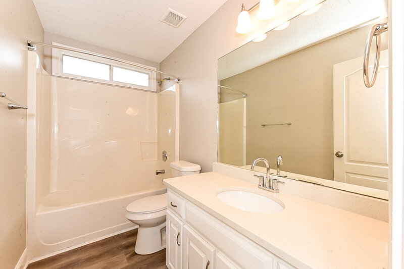 2,440/Mo, 236 Acadian Way Stockbridge, GA 30281 Bathroom View