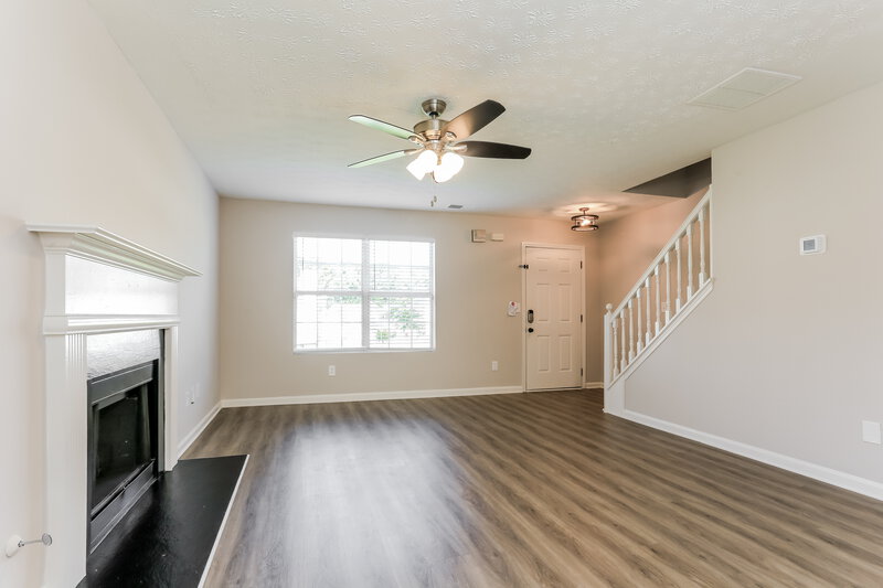 2,485/Mo, 1413 Cater Ct Riverdale, GA 30296 Living Room View