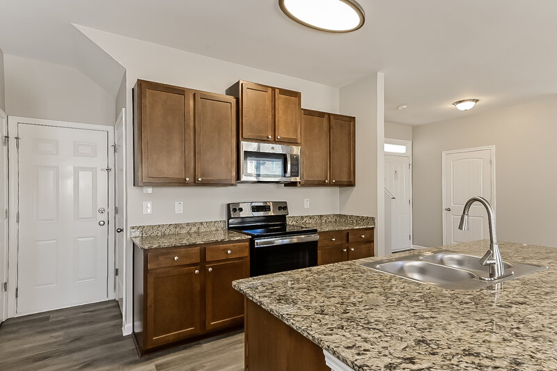 2,140/Mo, 2901 South Hills Riverdale, GA 30296 Kitchen View 2