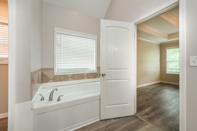 2,575/Mo, 2054 Jessica Way Conyers, GA 30012 Main Bathroom View