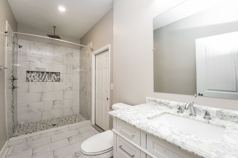 3,360/Mo, 2054 Jessica Way Conyers, GA 30012 Bathroom View