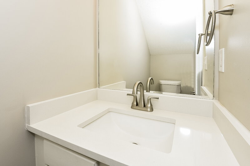 2,095/Mo, 1092 Dunedin Trail Woodstock, GA 30188 Bathroom View