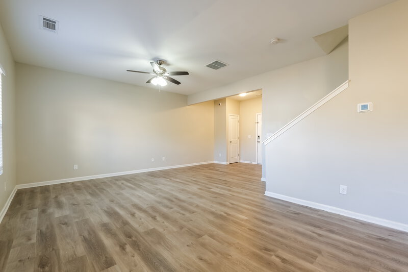 2,350/Mo, 531 Dianne Ct Winder, GA 30680 Living Room View