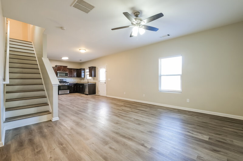 2,350/Mo, 531 Dianne Ct Winder, GA 30680 Living Room View 3