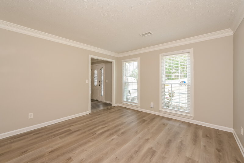 2,450/Mo, 1070 Hunters Creek Court Lawrenceville, GA 30043 Living Room View