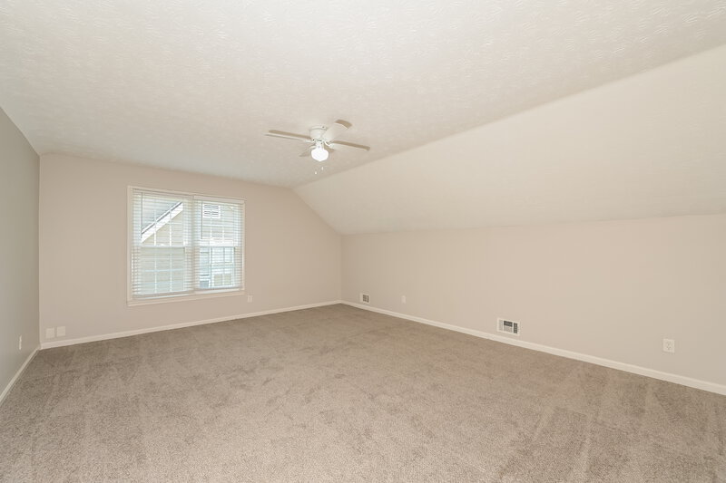 2,450/Mo, 1070 Hunters Creek Court Lawrenceville, GA 30043 Bonus Room View