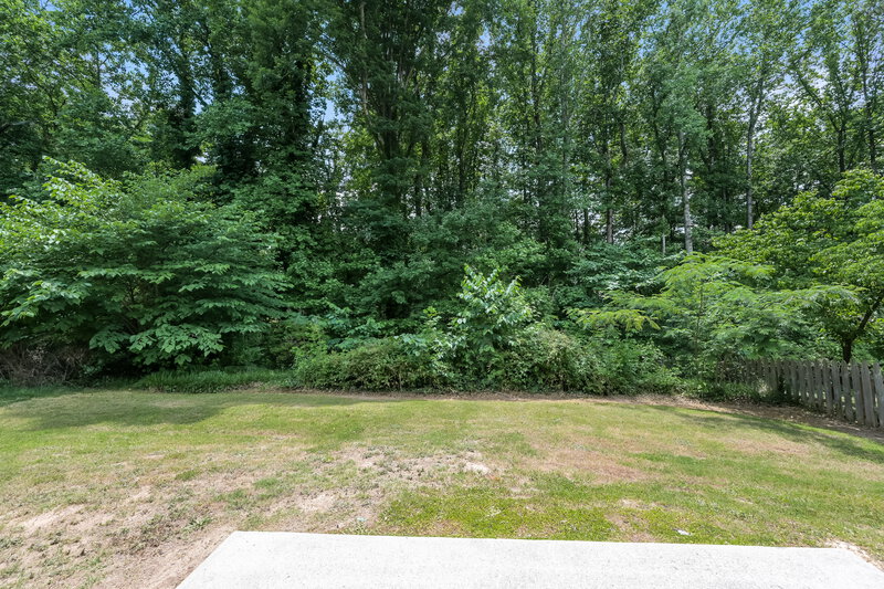 2,450/Mo, 1070 Hunters Creek Court Lawrenceville, GA 30043 Backyard View