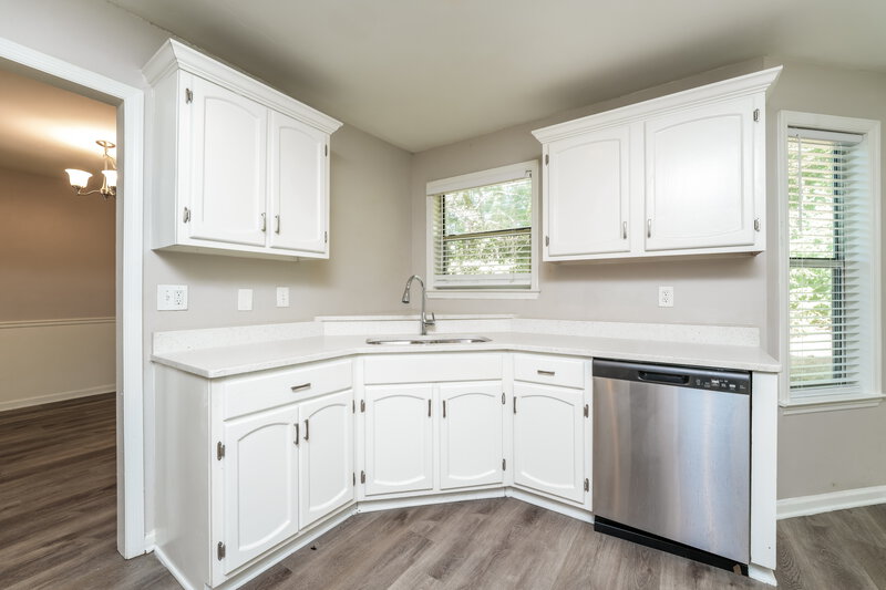 1,920/Mo, 3280 Pond Ridge Trl Snellville, GA 30078 Kitchen View