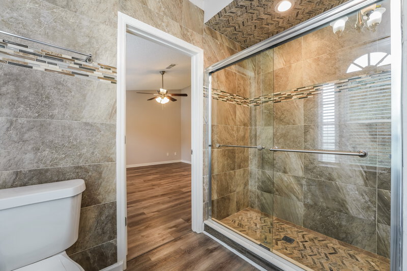 3,050/Mo, 3280 Pond Ridge Trl Snellville, GA 30078 Main Bathroom View 2