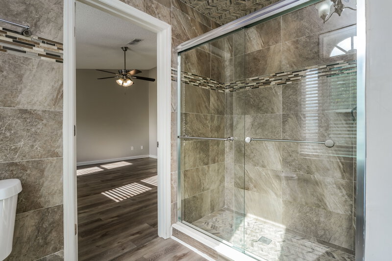 1,920/Mo, 3280 Pond Ridge Trl Snellville, GA 30078 Main Bathroom View 2