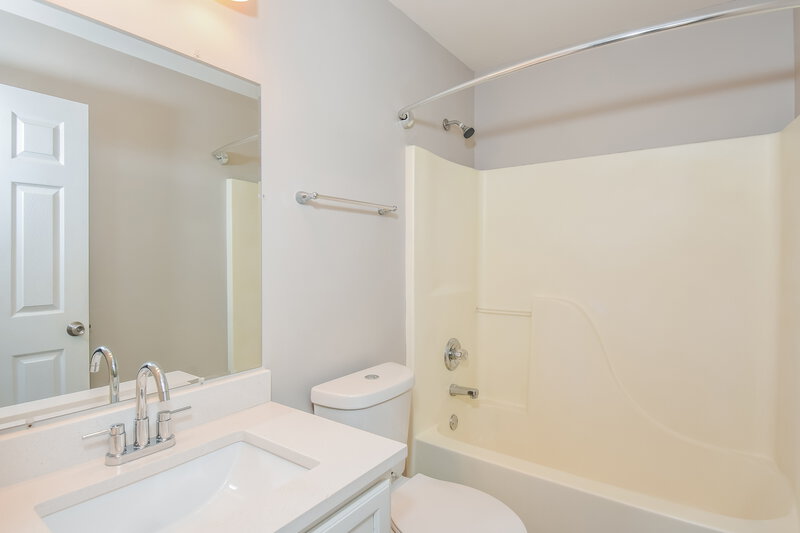 2,285/Mo, 3985 Abernathy Farm Way Acworth, GA 30101 Bathroom View