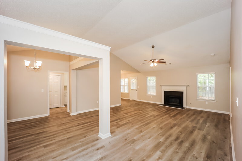 2,145/Mo, 154 Fairhaven Trl Fairburn, GA 30213 Living Room View