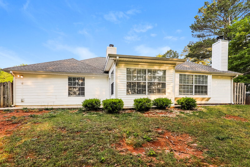 2,400/Mo, 5 Arbor Cove Dr Stockbridge, GA 30281 Rear View