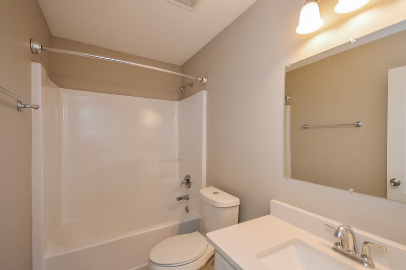1,795/Mo, 150 Creek Way Covington, GA 30016 Bathroom View