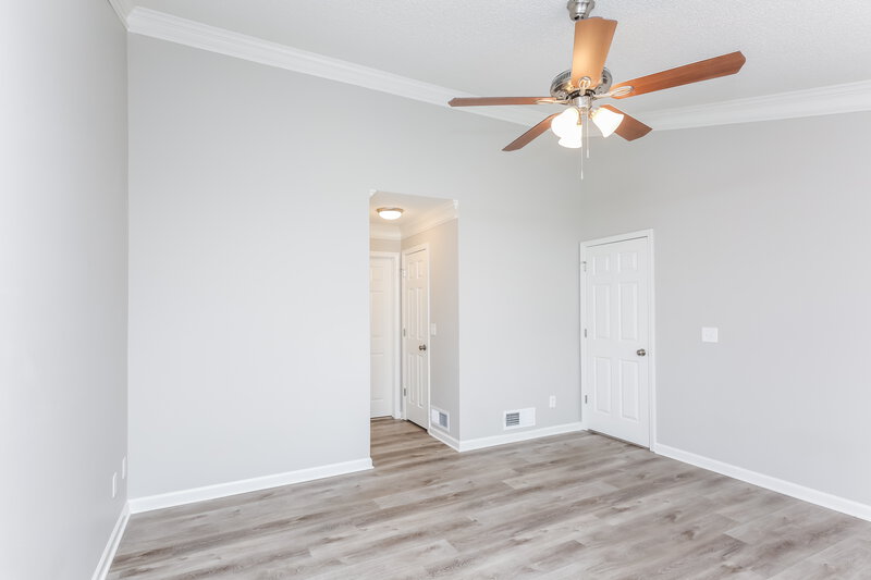 2,615/Mo, 215 Ashland Manor Dr Lawrenceville, GA 30045 Main Bedroom View 4