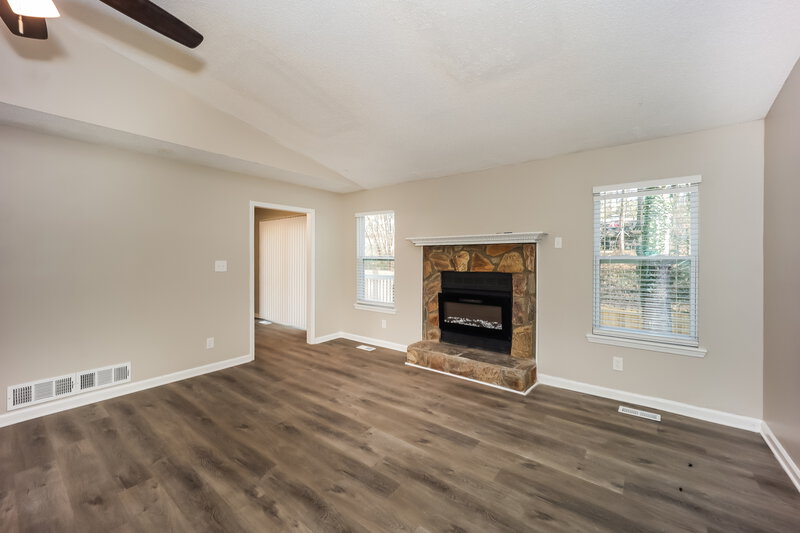 2,045/Mo, 4110 Cranwood Dr College Park, GA 30349 Misc View 3