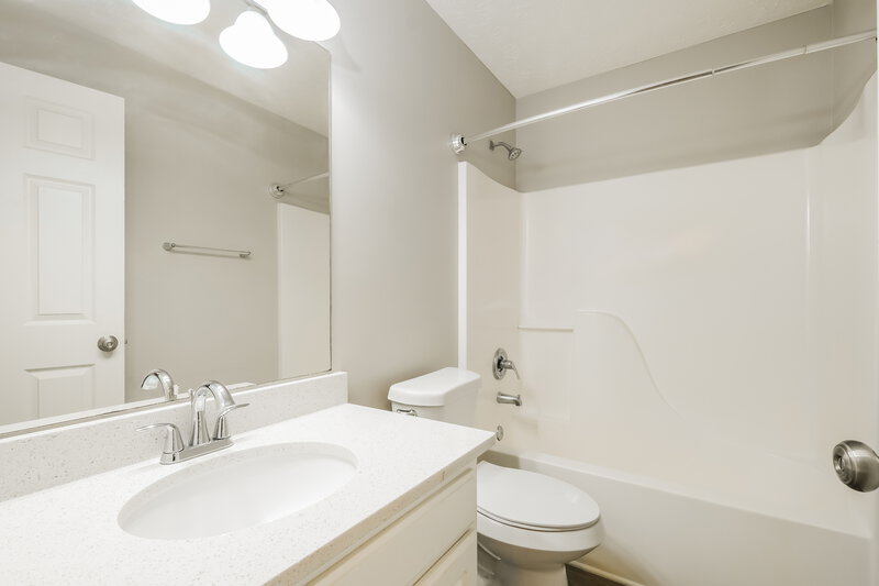 2,085/Mo, 433 Summer Hill Circle Stockbridge, GA 30281 Bathroom View