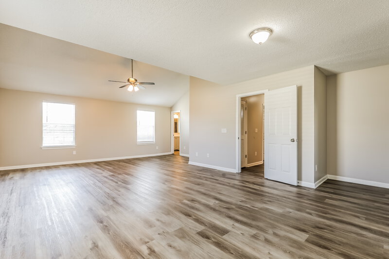 2,350/Mo, 9468 Deer Crossing Trce Jonesboro, GA 30236 Main Bedroom View 2