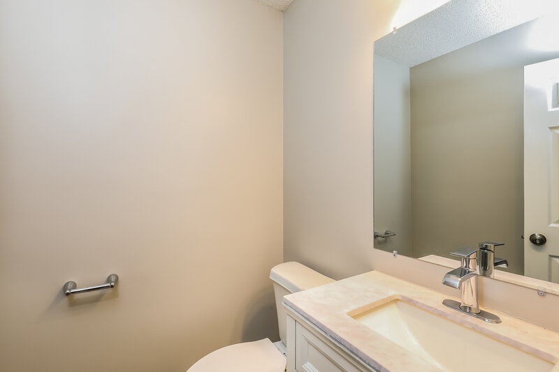 2,350/Mo, 9468 Deer Crossing Trce Jonesboro, GA 30236 Bathroom View 2