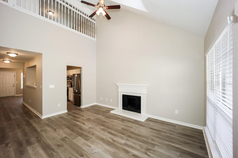 1,955/Mo, 4423 Ravenwood Dr Union City, GA 30291 Living Room View