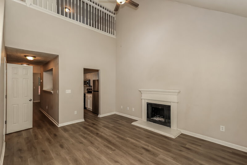 1,915/Mo, 4423 Ravenwood Dr Union City, GA 30291 Living Room View