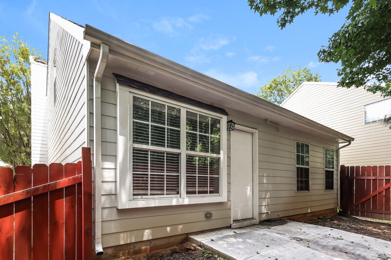 1,915/Mo, 4423 Ravenwood Dr Union City, GA 30291 Rear View