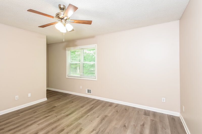 2,250/Mo, 1053 Coker Circle NW Kennesaw, GA 30144 Main Bedroom View