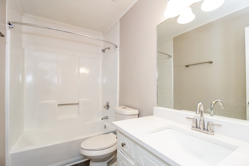 3,210/Mo, 1053 Coker Circle NW Kennesaw, GA 30144 Main Bathroom View