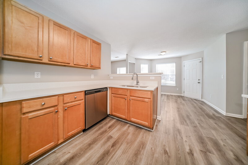 2,440/Mo, 9307 Deer Crossing Dr Jonesboro, GA 30236 Kitchen View