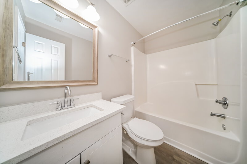 2,440/Mo, 9307 Deer Crossing Dr Jonesboro, GA 30236 Bathroom View