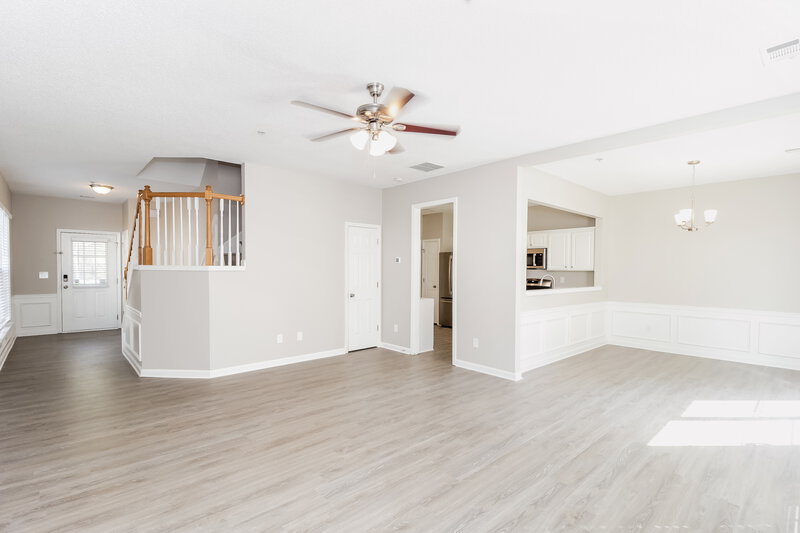 2,340/Mo, 191 Regent Pl Woodstock, GA 30188 Living Room View 2