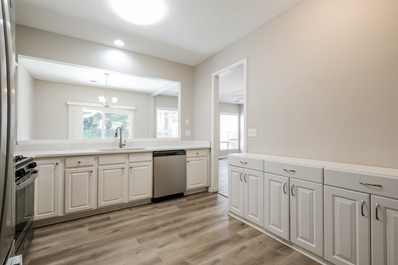 2,080/Mo, 191 Regent Pl Woodstock, GA 30188 Kitchen View 3