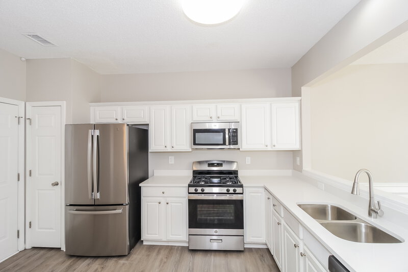 2,340/Mo, 191 Regent Pl Woodstock, GA 30188 Kitchen View 3