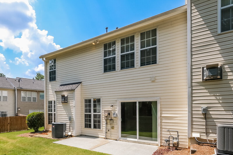 2,080/Mo, 191 Regent Pl Woodstock, GA 30188 Rear View