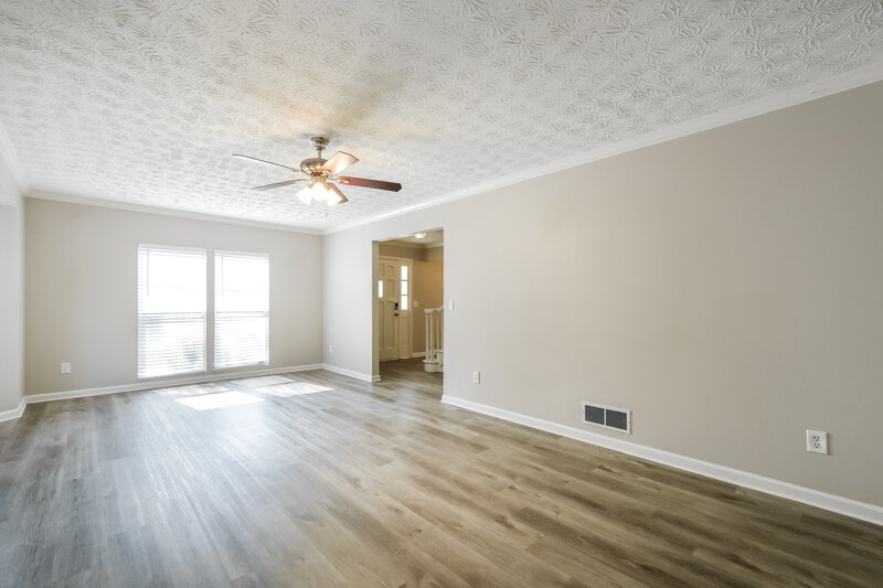 2,590/Mo, 1021 Sugar Springs Drive Marietta, GA 30008 Living Room View 2