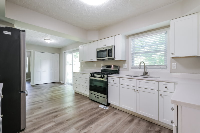 2,590/Mo, 1021 Sugar Springs Drive Marietta, GA 30008 Kitchen View