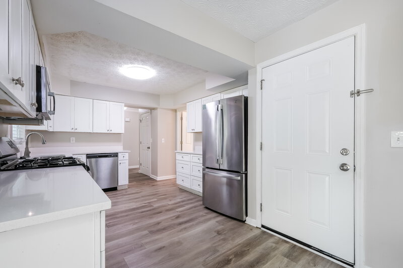 2,590/Mo, 1021 Sugar Springs Drive Marietta, GA 30008 Kitchen View 2