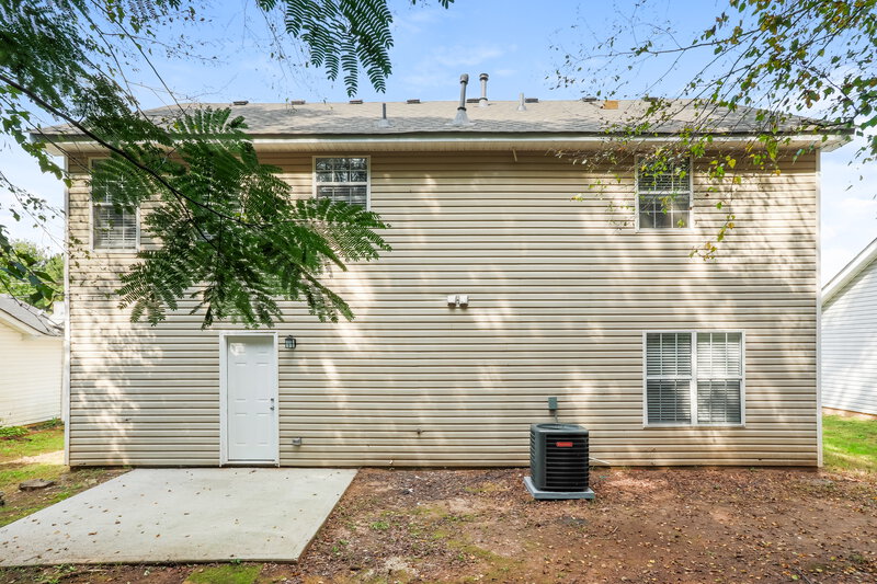 2,000/Mo, 3827 Waldrop Hills Dr Decatur, GA 30034 Rear View