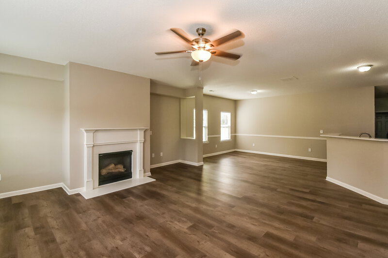 2,000/Mo, 3072 Imperial Cir SW Atlanta, GA 30311 Living Room View