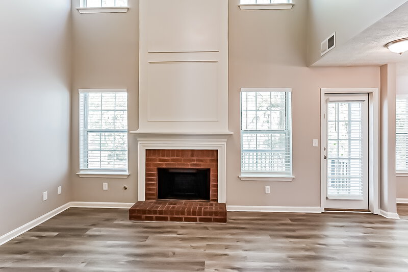 2,330/Mo, 7144 Springchase Way Austell, GA 30168 Living Room View