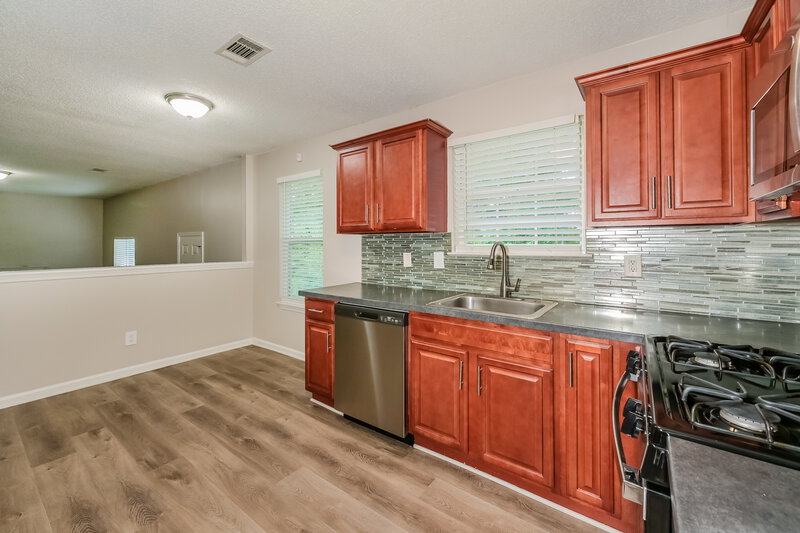 2,140/Mo, 2381 Charleston Ter Decatur, GA 30034 Kitchen View