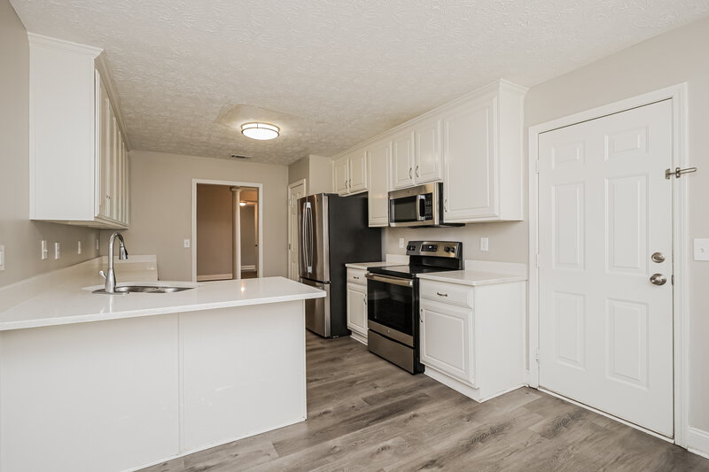 2,295/Mo, 217 Whitney Ln McDonough, GA 30253 Kitchen View