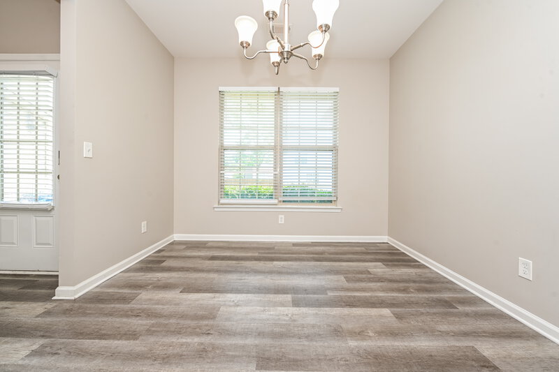 2,270/Mo, 4325 Comfort Trl Union City, GA 30291 Dining Room View