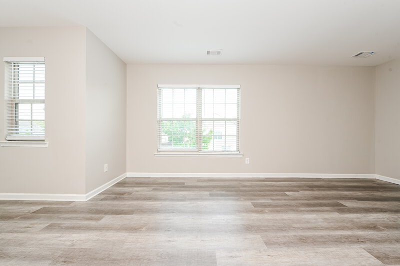 2,270/Mo, 4325 Comfort Trl Union City, GA 30291 Main Bedroom View