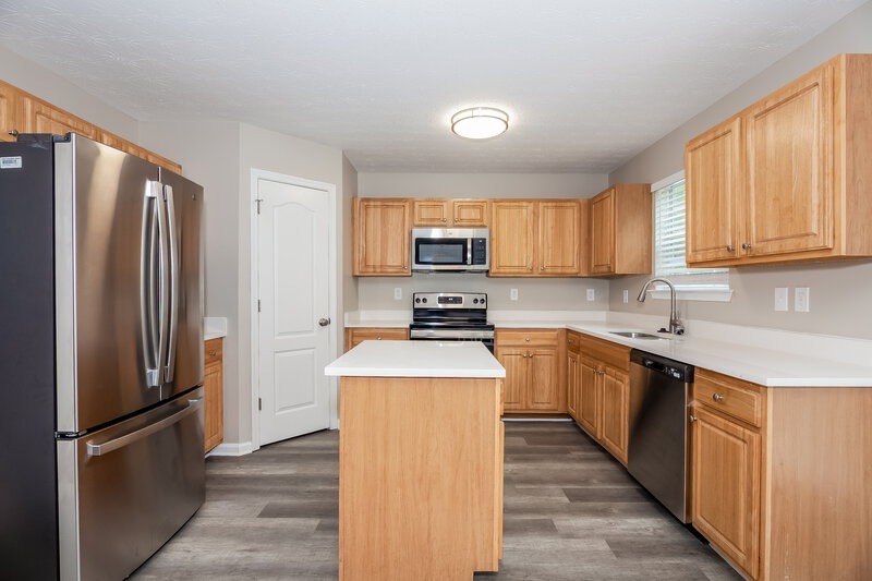 3,410/Mo, 700 Lake Joyce Ln Fairburn, GA 30213 Kitchen View