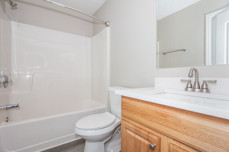 3,410/Mo, 700 Lake Joyce Ln Fairburn, GA 30213 Bathroom View